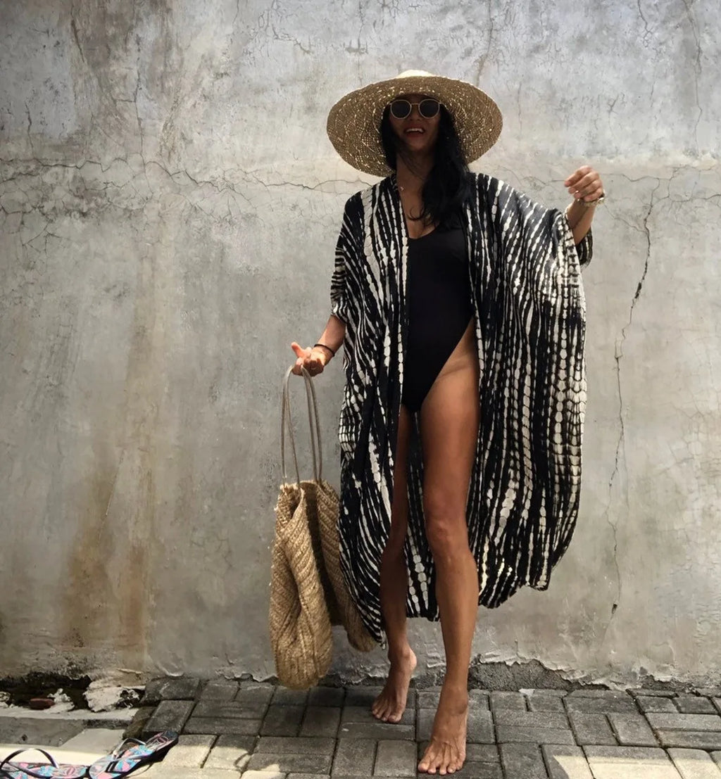 Monochrome Beach Kimono
